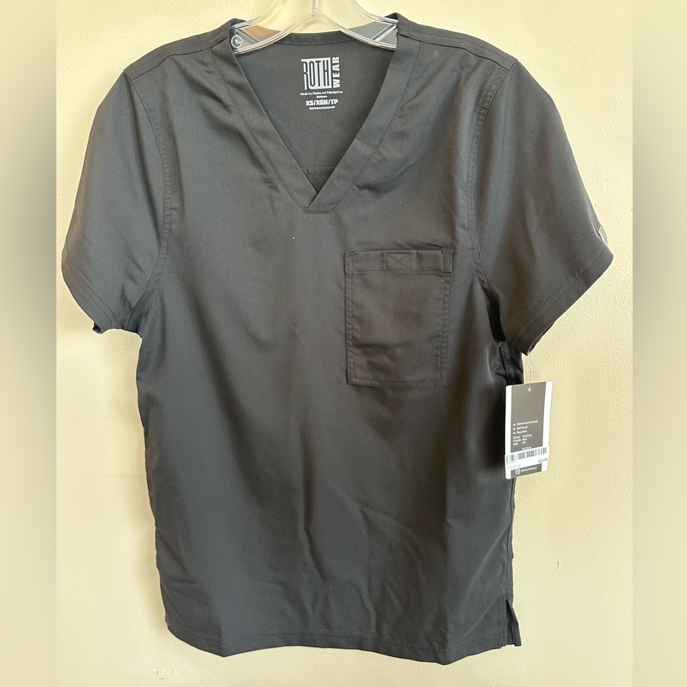 Med Couture Roth Wear Scrub Top In Black